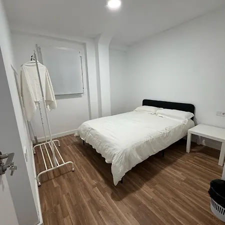 Apartamento De Habitaciones Privadas En El Centro De Málaga Extérieur photo